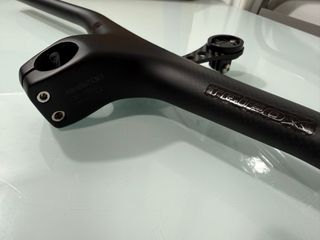 Manillar integrado TRIFOX RHB200 Carbono.