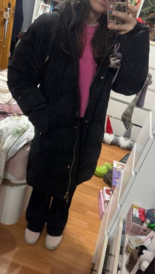 Cazadora Zara negra, la compré el año pasado