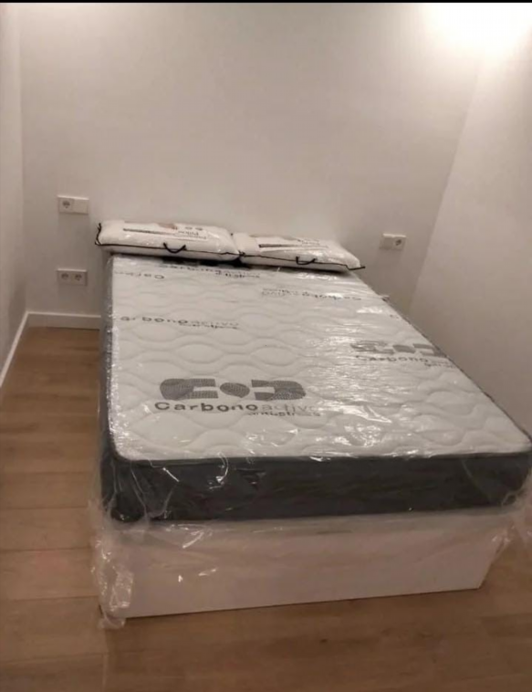 Canape y colchon nuevos