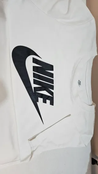 Camiseta Nike chica blanca