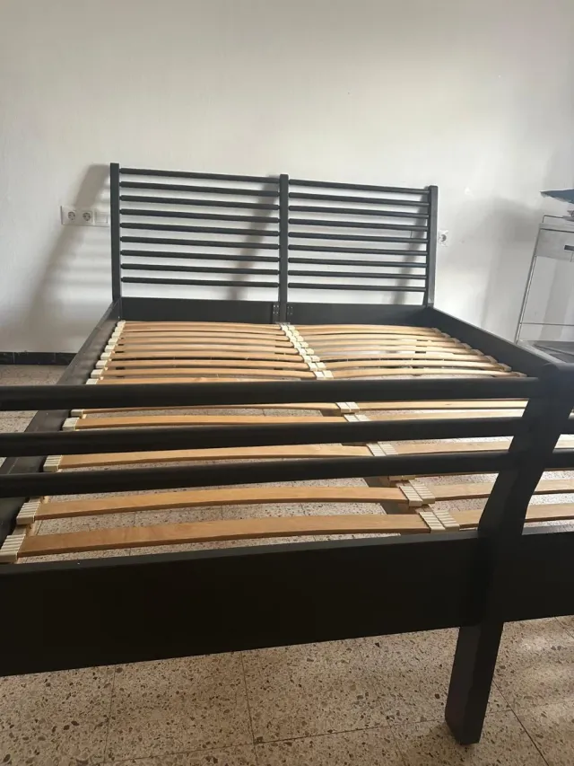Cama doble estructura madera y metal