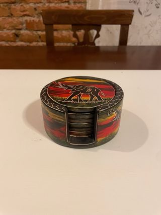 Sottobicchieri in pietra con animali africani