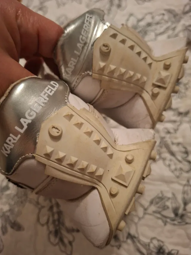 Sneakers Karl Lagerfeld bianche e argentate