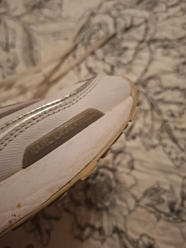 Sneakers Karl Lagerfeld bianche e argentate