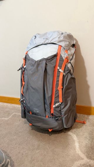 Mochila Forclaz MT 900 UL 45+10 ultra Ligera