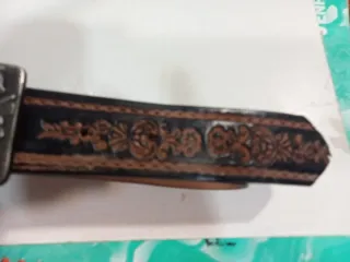 Cintura in pelle per bambini con incisione