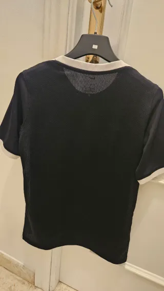 Camiseta niño Nike negra y blanca