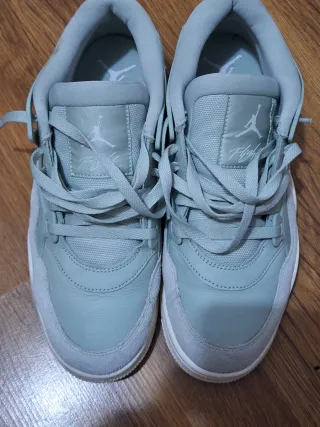 Zapatillas Nike Air Gris y Verde Azulado