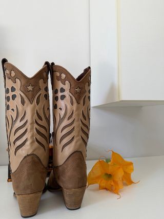 Stivali Camperos Beige/Marrone Tg 39 texani