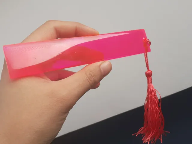 Segnalibro Resina Rosa Shocking con Nappina