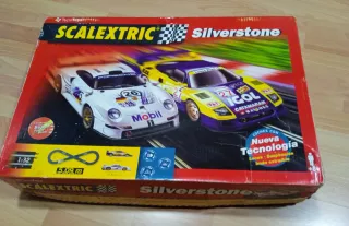Scalextric Silverstone Ampliado