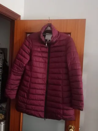 Chaquetón plumífero con capucha, Springfield