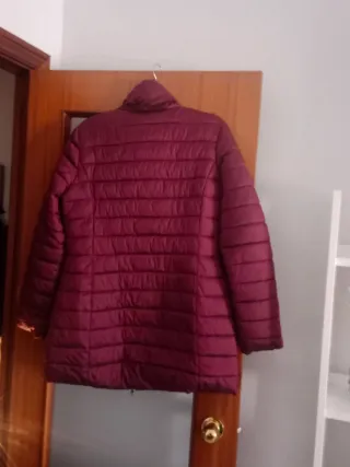 Chaquetón plumífero con capucha, Springfield