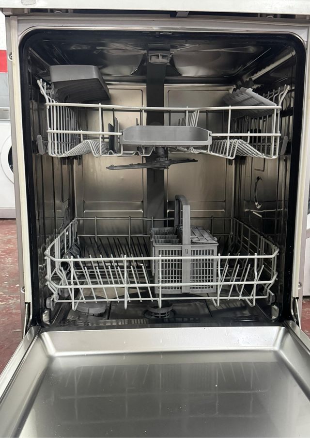 LAVAVAJILLAS MARCA BALAY EN INXO