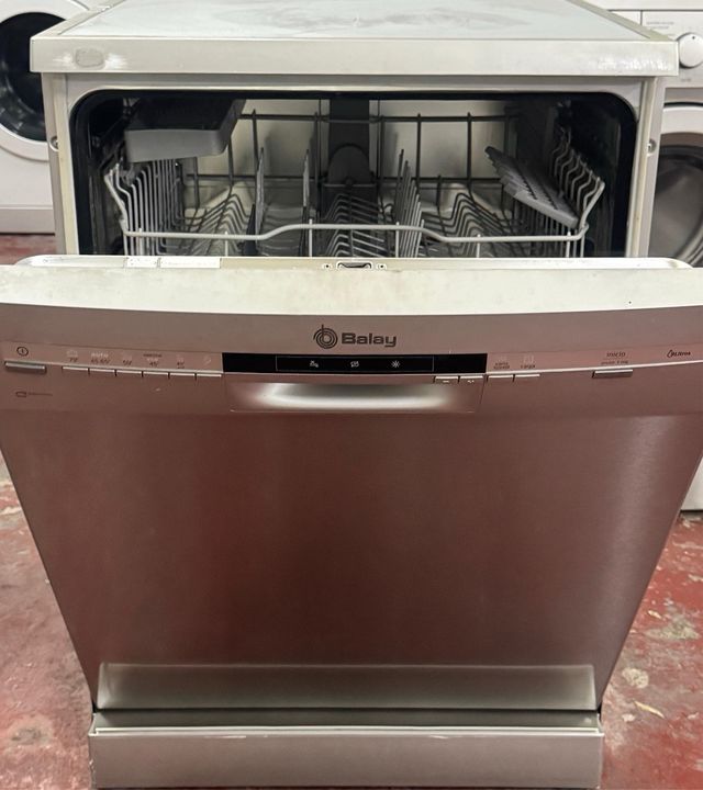 LAVAVAJILLAS MARCA BALAY EN INXO