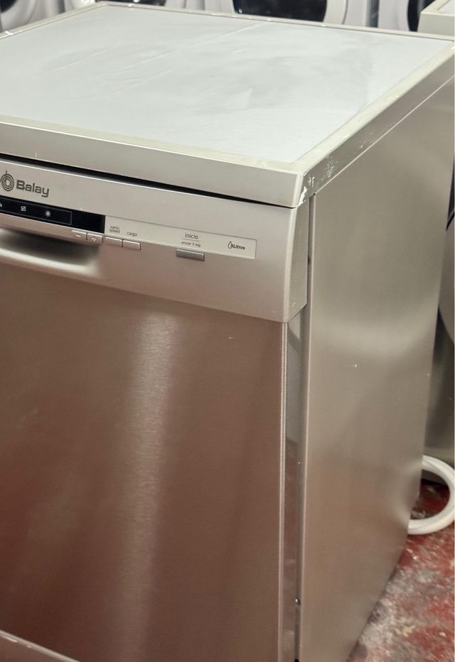 LAVAVAJILLAS MARCA BALAY EN INXO