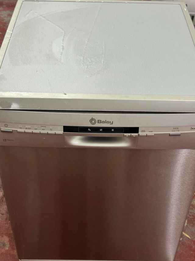 LAVAVAJILLAS MARCA BALAY EN INXO