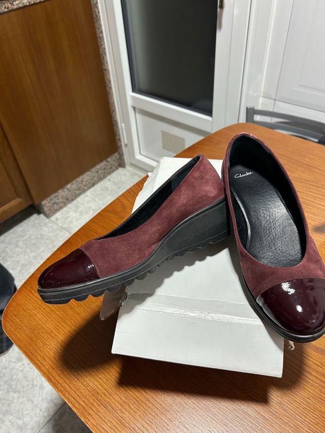 Zapatos Clarks Granate Talla 39.5