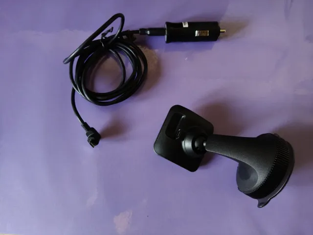 Navegador GPS TomTom GO 5200 Wi-Fi