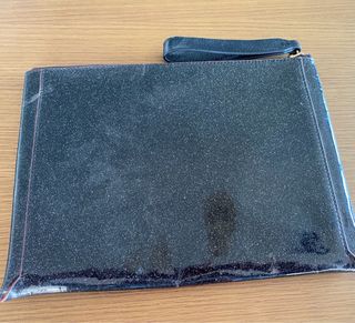 Bolso sobre  Bimba y Lola Negro Brillo