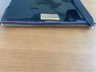 Bolso sobre  Bimba y Lola Negro Brillo