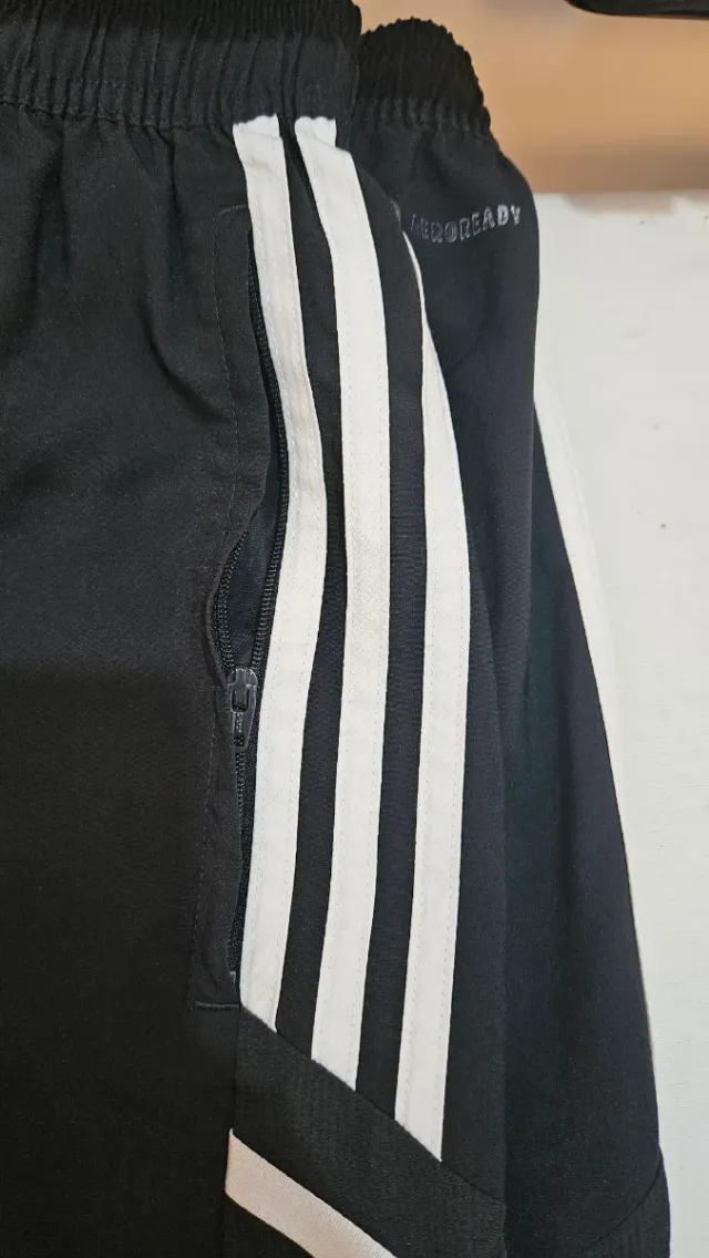 Pantalón corto niño Adidas negro