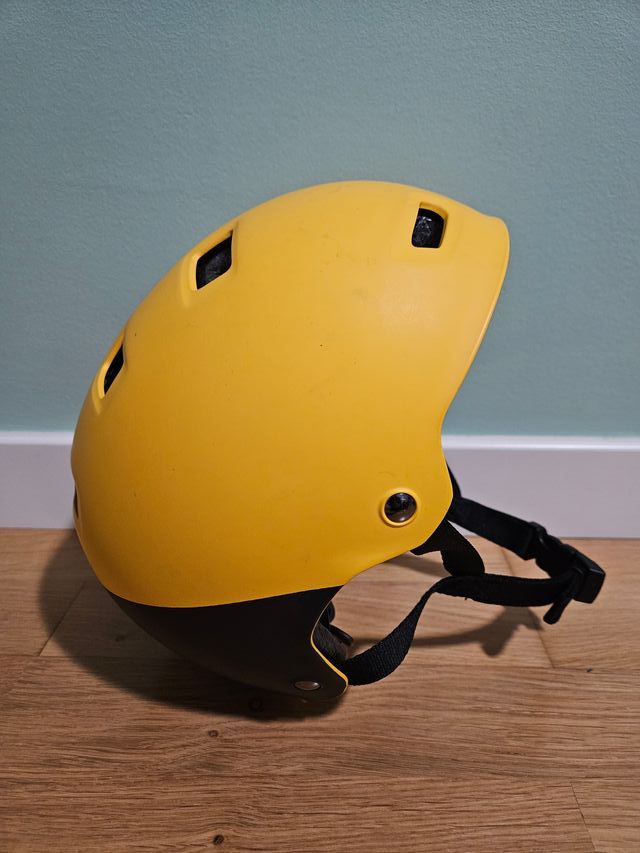 Casco infantil Btwin amarillo