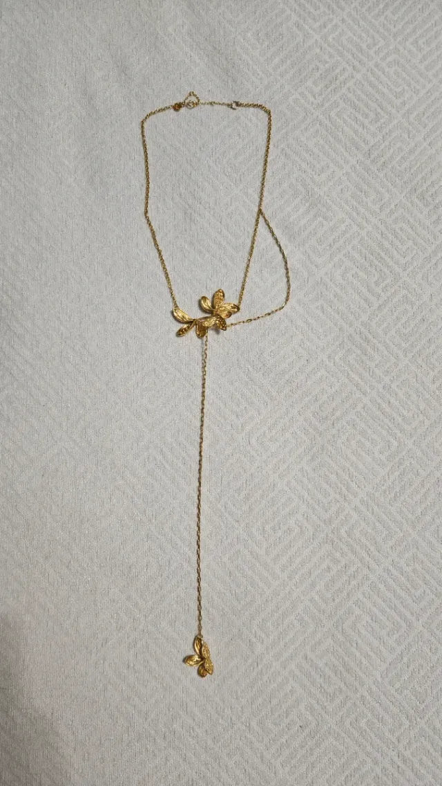 Collar Suma Cruz Frangipani Dorado