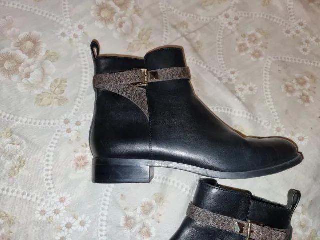 Botas Michael Kors Mujer Negras Doradas