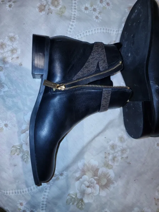 Botas Michael Kors Mujer Negras Doradas