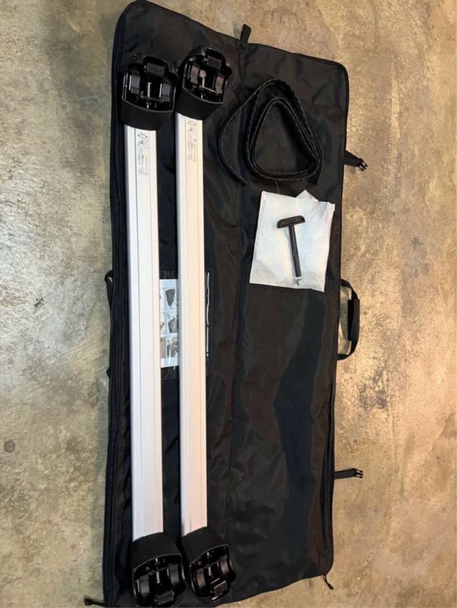 Barras techo Audi Q5 sin usar. Ref. 80A.860.019