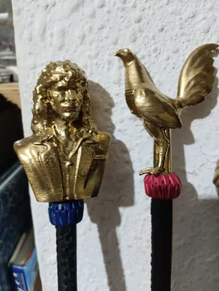 Bastones decorativos dorados