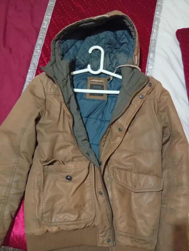Chaqueta Bershka Marrón y Verde Oliva