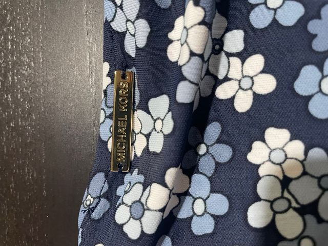 Vestido Michael Kors floral azul y blanco