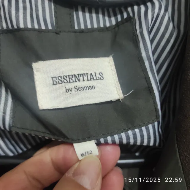 Chaqueta guateada Essentials Talla M