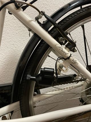 Bicicleta urbana clásica – cómoda, ligera y lista