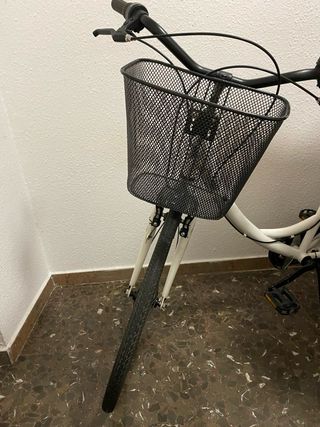 Bicicleta urbana clásica – cómoda, ligera y lista