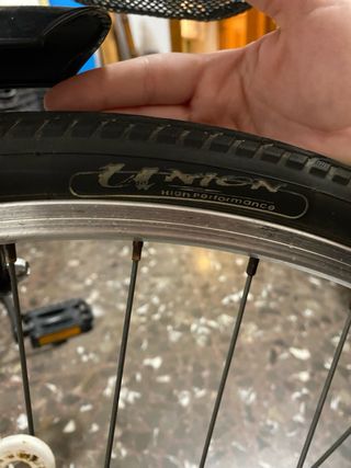 Bicicleta urbana clásica – cómoda, ligera y lista