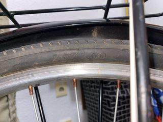 Bicicleta urbana clásica – cómoda, ligera y lista