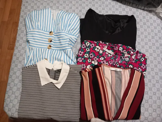 Lote 5 vestidos cortos