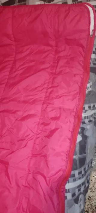 Saco de dormir rojo rosa