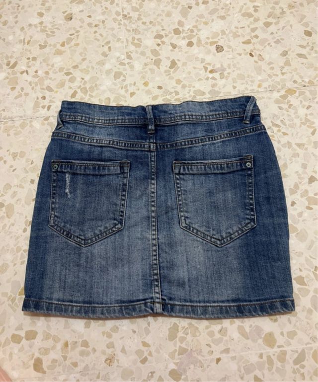 falda y pantalón vaquero