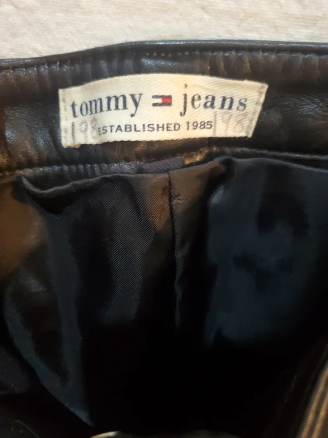 Pantalón Cuero Tommy Hilfiger Negro
