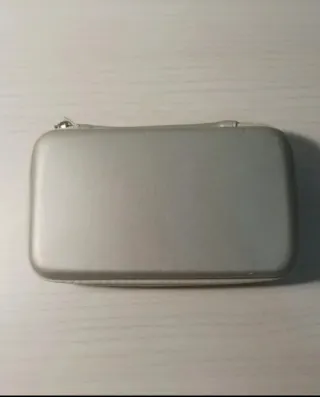 Cover grigio/argento per Nintendo DS