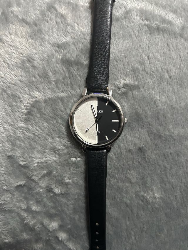 Reloj Ylaro Negro y Plateado