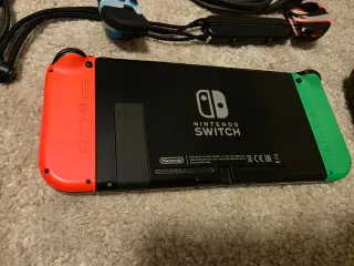 Nintendo Switch Completo con Accessori