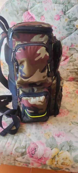 Mochila de pesca camuflaje