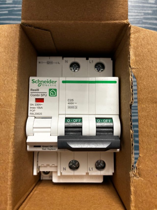 Limitador sobretensiones schneider C25 2P