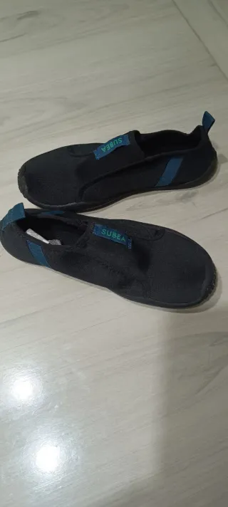 Escarpines Subea Talla 40/41 Negro/Azul