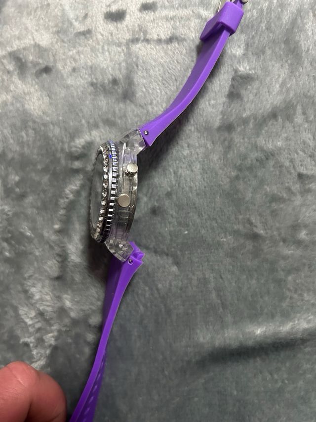 Reloj Genera con luces LED